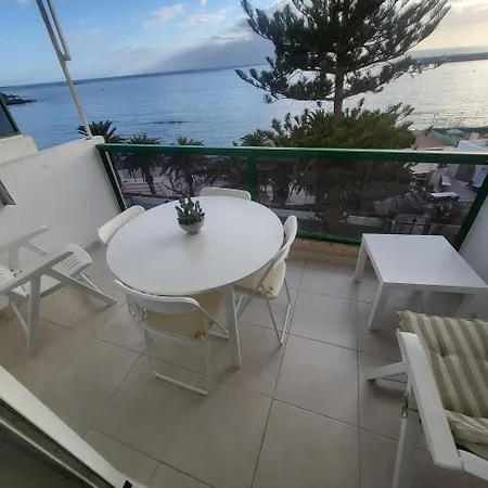Ocean View 3 Apartmán *